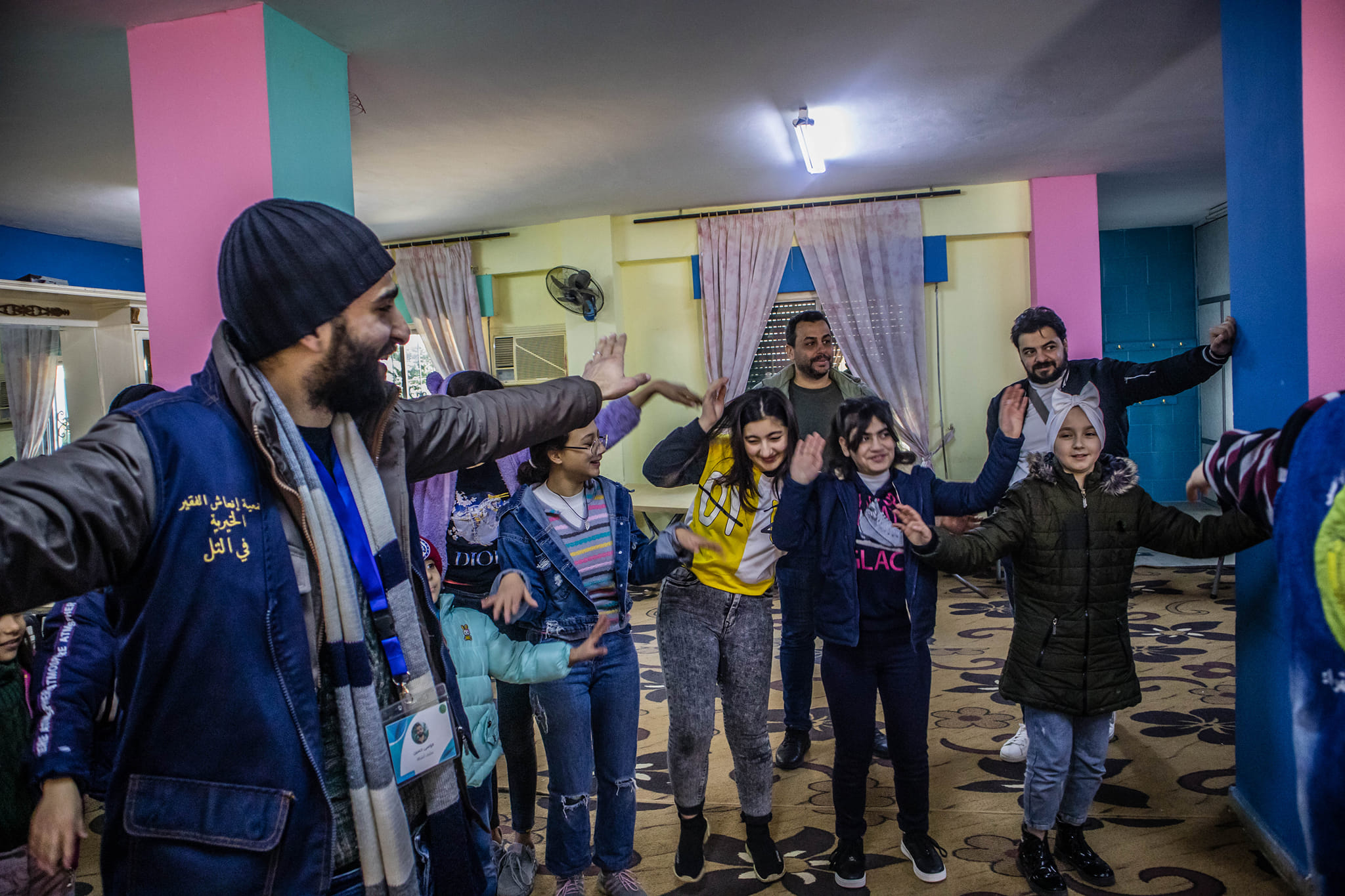 أثناء الإشراف على توزيع تبرعاتكم في مدينة اللاذقية🙏